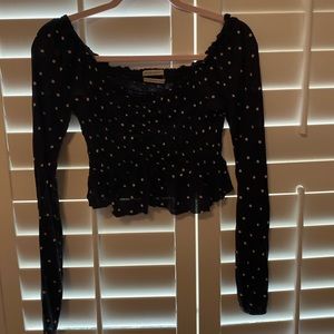 Urban Outfitters UO Cropped Long Sleeve Top Size Small